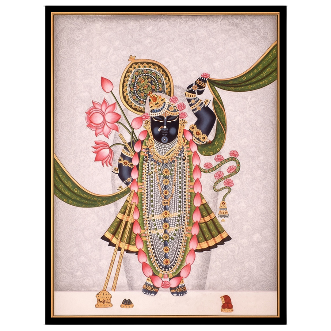 Immerse yourself in the divine elegance of Shrinathji, depicted with a resplendent lotus garland for space
