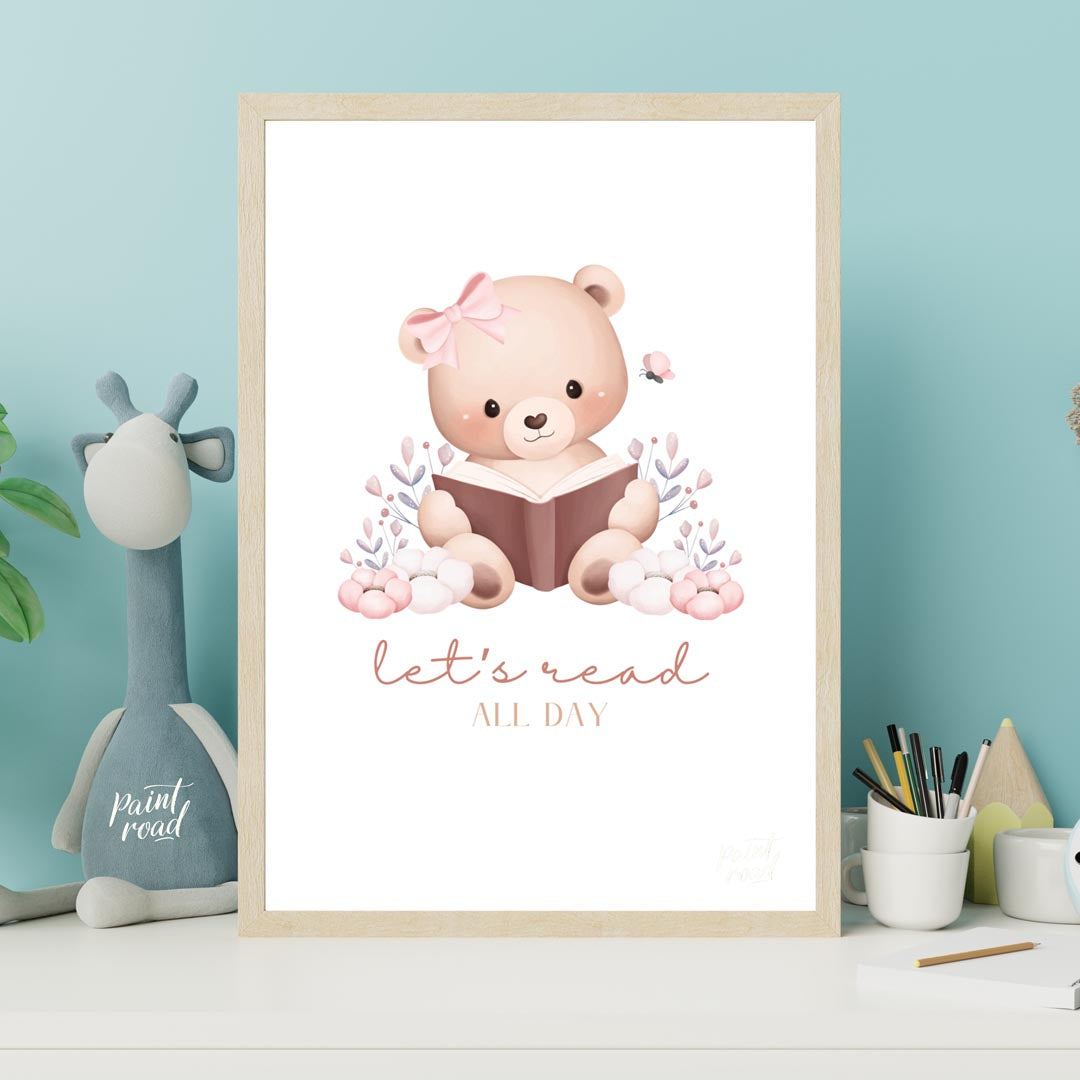 This enchanting watercolor illustration features an adorable light brown teddy bear with a sweet pi… for nursery