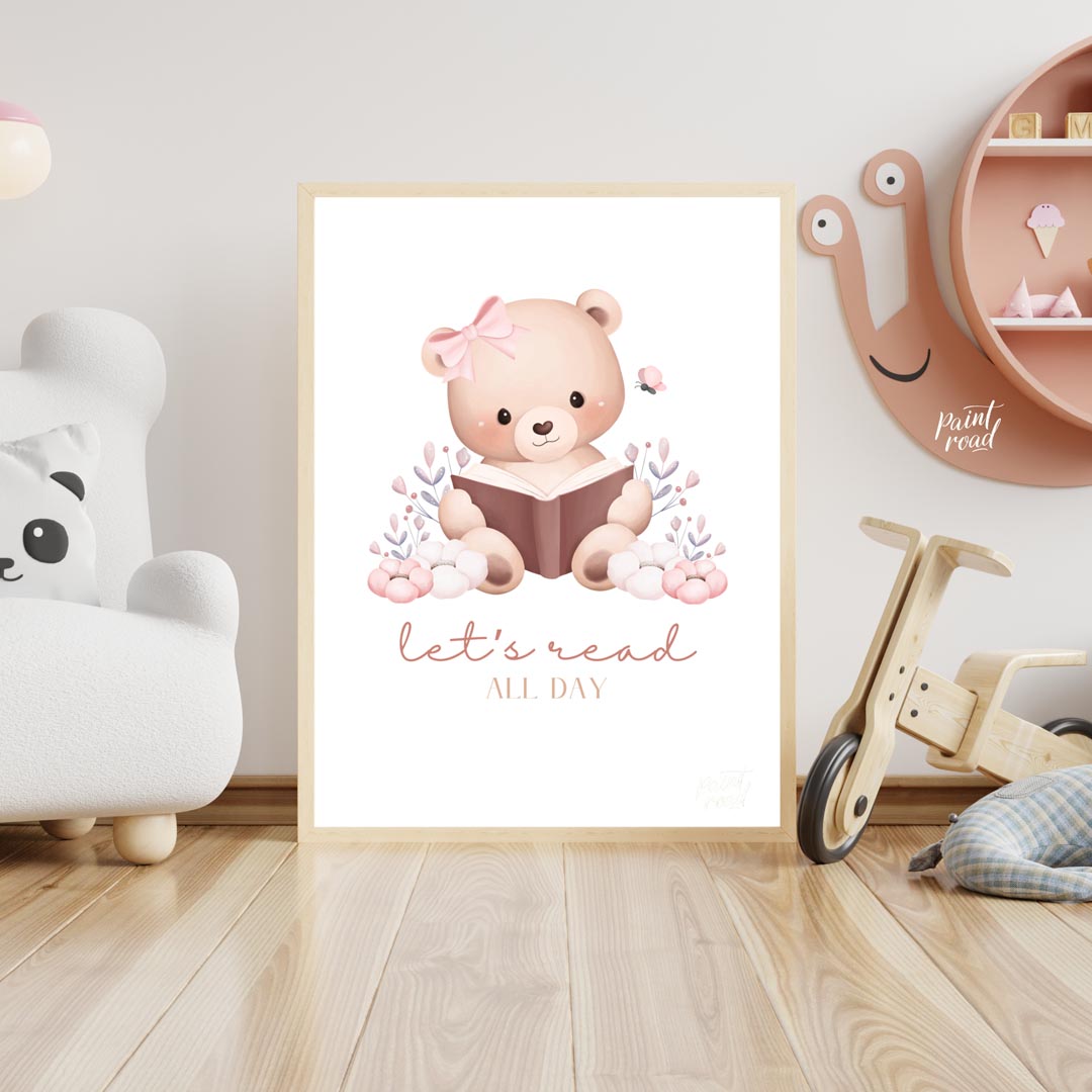 This enchanting watercolor illustration features an adorable light brown teddy bear with a sweet pi… for nursery