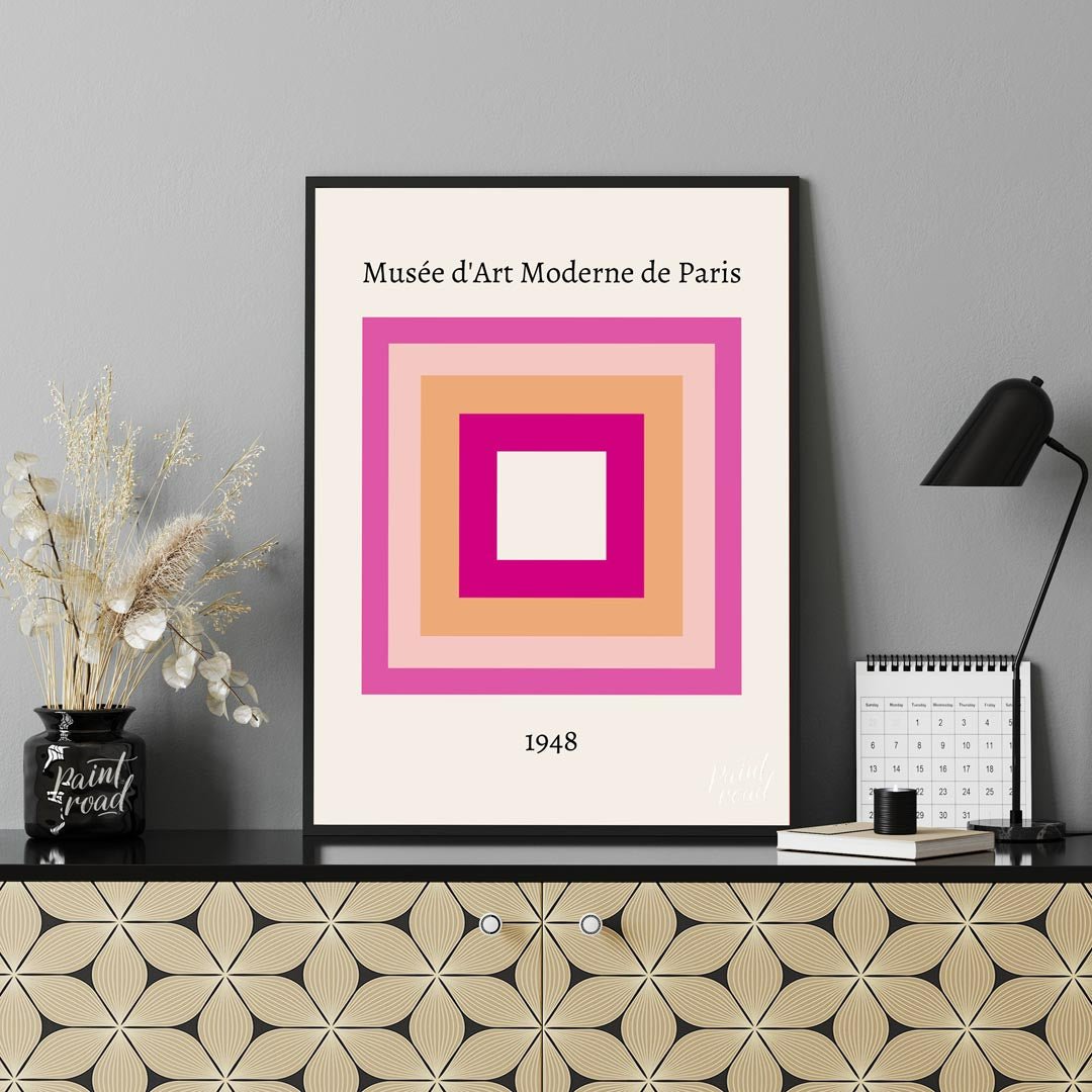 This minimalist and sophisticated art print features a classic nested square composition, reminisce… for office